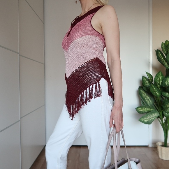 Hand made crochet sleeveless top with fringe - Picture 2 of 6
